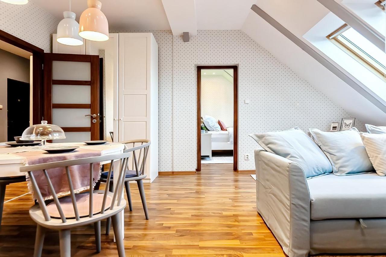 Attic Apartment On Waterfront / View / Netflix 布拉格 外观 照片